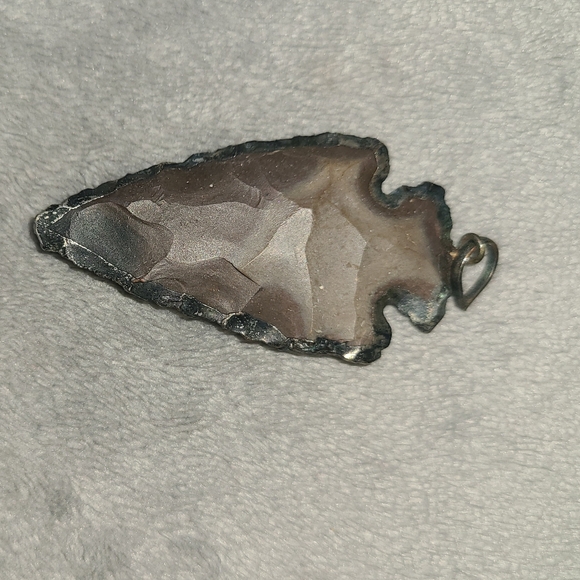Arrowhead Pendant - Picture 2 of 2